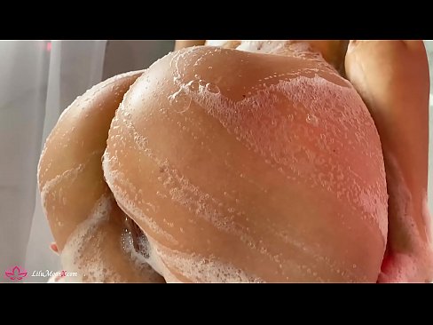 ❤️ Brunette onanerer fisse med vibrator til intens orgasme i brusebad ️ Porn video at da.myastro.top ❌